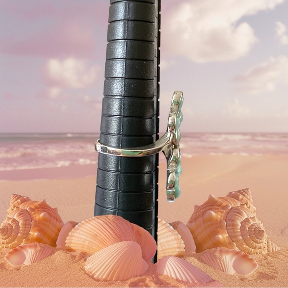 Sterling Silver Genuine Larimar Floral Ring, Size 6. - Picture 8 of 16